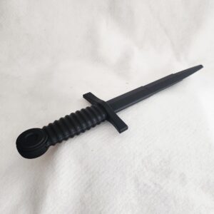 DG01 Extending Dagger