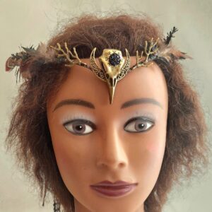 FC009 Fantasy Bird Skull and Crescent Moon Bronze Crown